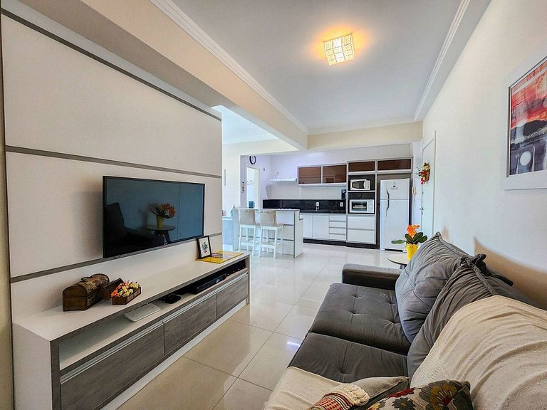 L107 | Apartamento com vista para o mar