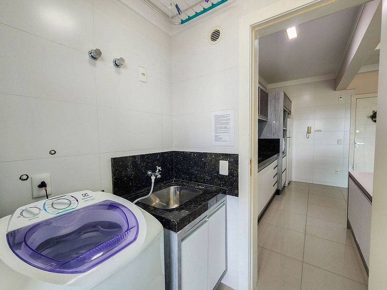 L107 | Apartamento com vista para o mar