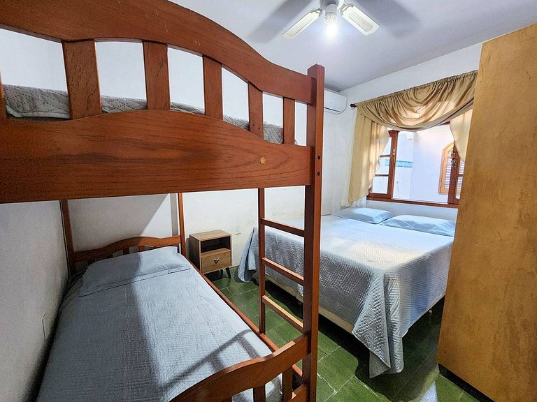 L112 | Casa para 12 pessoas a 120 metros do mar