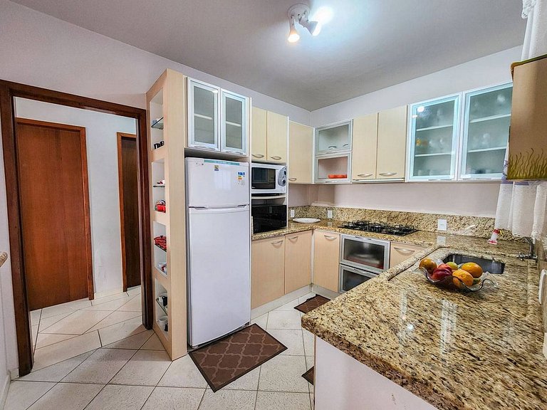 L112 | Casa para 12 pessoas a 120 metros do mar