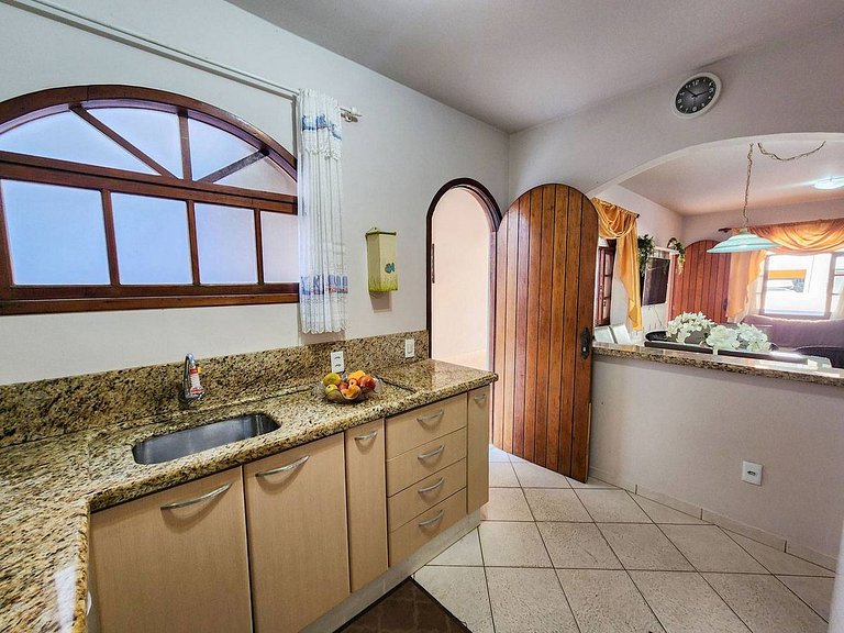 L112 | Casa para 12 pessoas a 120 metros do mar