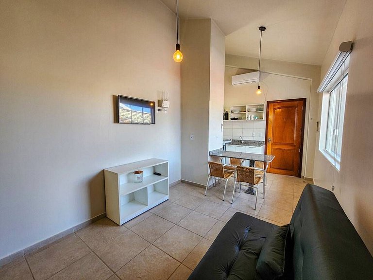 L120 | Apartamento a 20 metros do mar em Bombas