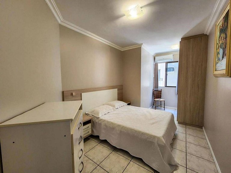 L133 | Apartamento com 4 dormitórios a 100m do mar