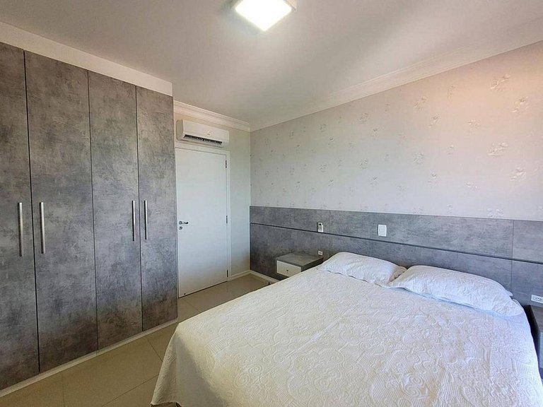 L141 | Apartamento com vista ao mar a 80m da praia
