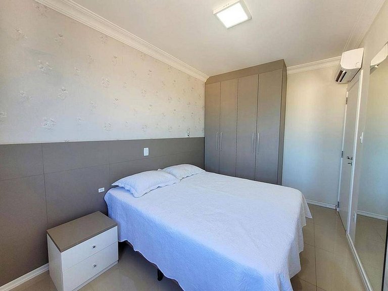 L141 | Apartamento com vista ao mar a 80m da praia