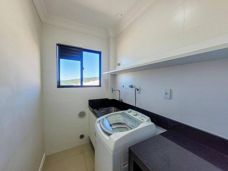 L141 | Apartamento com vista ao mar a 80m da praia