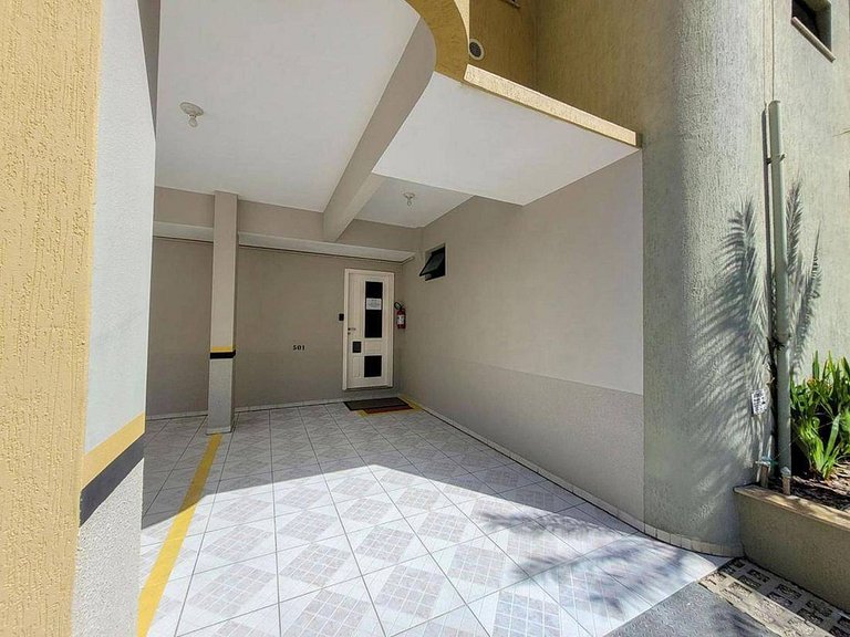L141 | Apartamento com vista ao mar a 80m da praia
