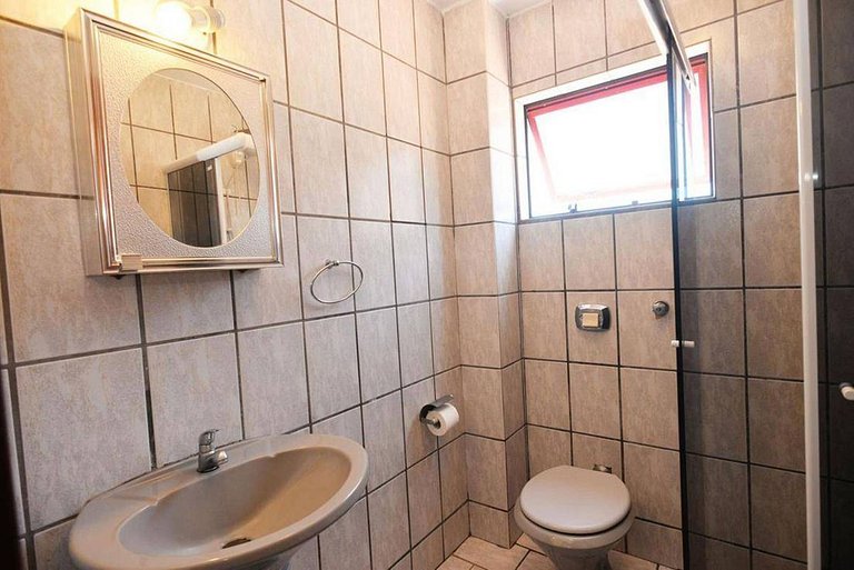 L156 - Apartamento vista mar 190m da Praia Bombas