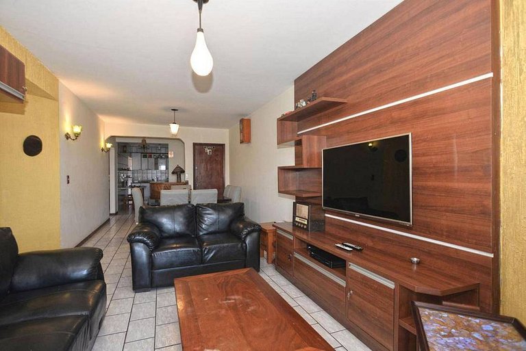 L156 - Apartamento vista mar 190m da Praia Bombas