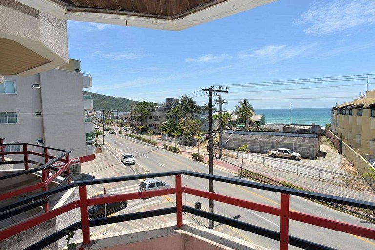 L156 - Apartamento vista mar 190m da Praia Bombas