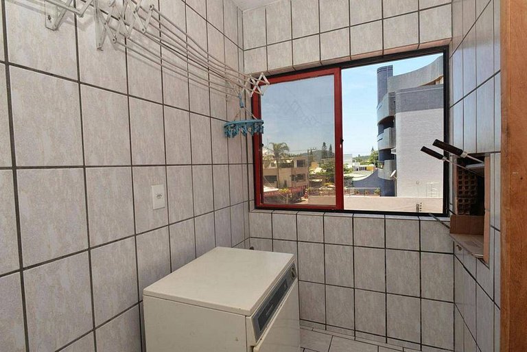 L156 - Apartamento vista mar 190m da Praia Bombas