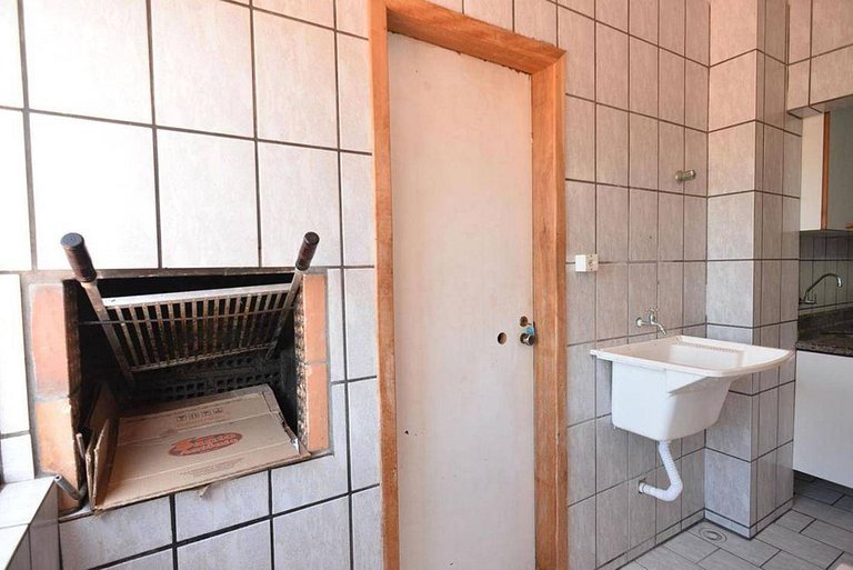 L156 - Apartamento vista mar 190m da Praia Bombas