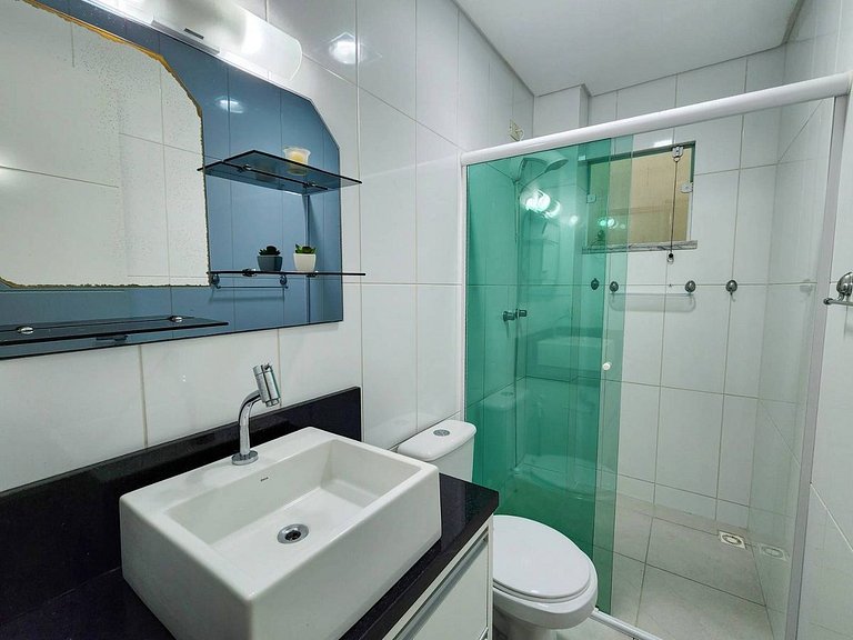 L163 - Apartamento em Bombas a 220 metros do mar