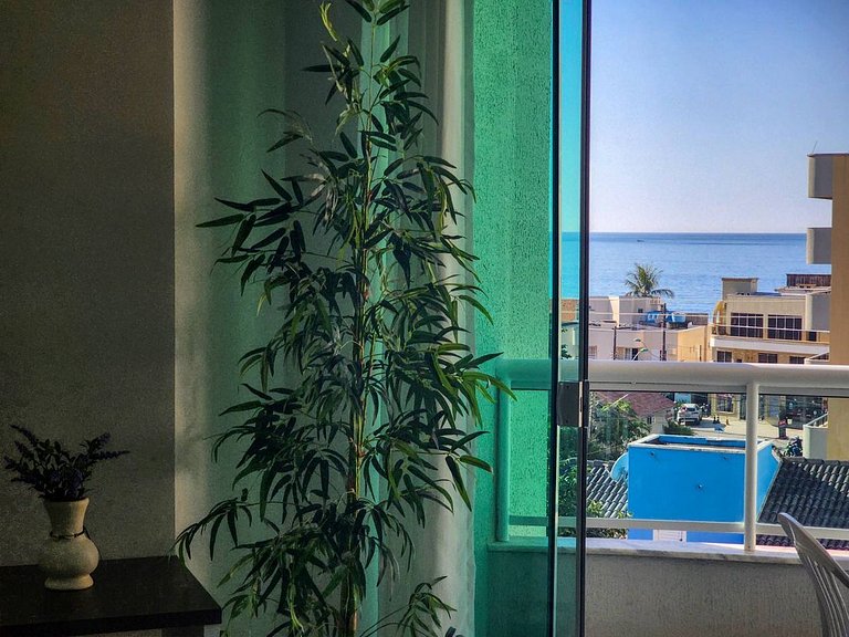 L163 - Apartamento em Bombas a 220 metros do mar