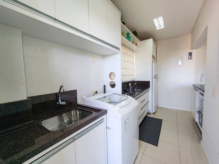 L163 - Apartamento em Bombas a 220 metros do mar
