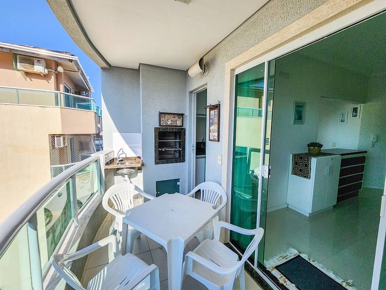 L163 - Apartamento em Bombas a 220 metros do mar