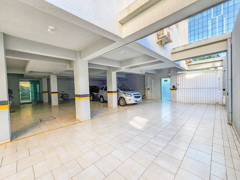 L163 - Apartamento em Bombas a 220 metros do mar