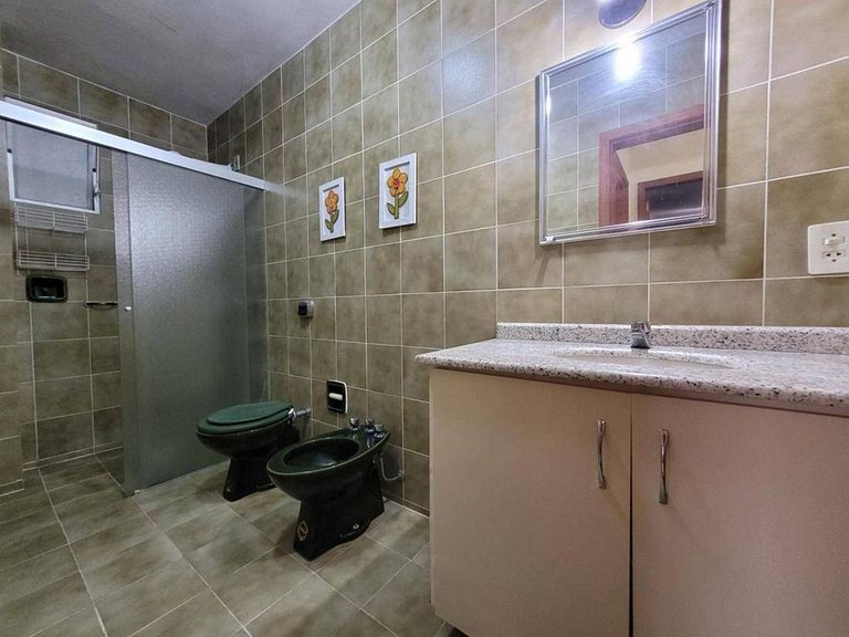 L165 - Cobertura duplex a 120 metros do mar