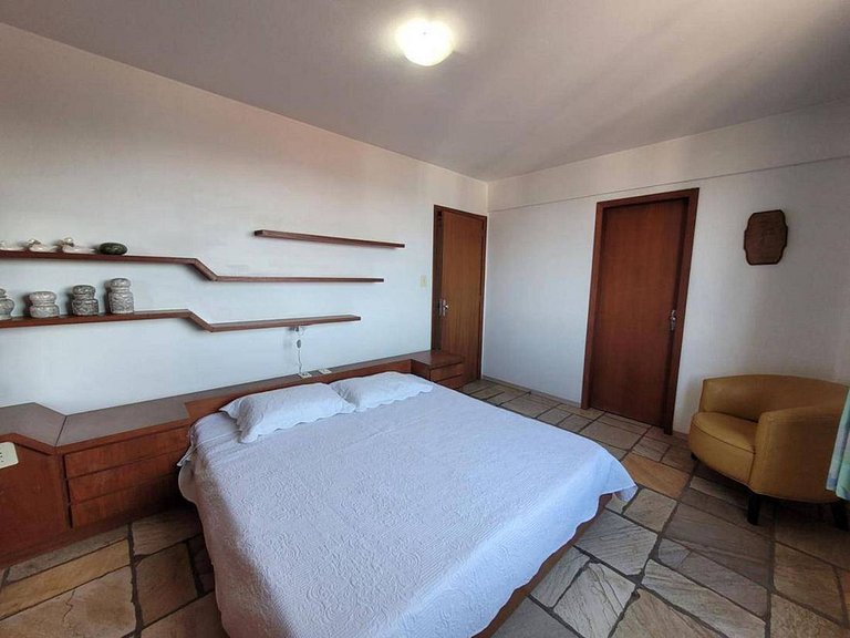 L165 - Cobertura duplex a 120 metros do mar