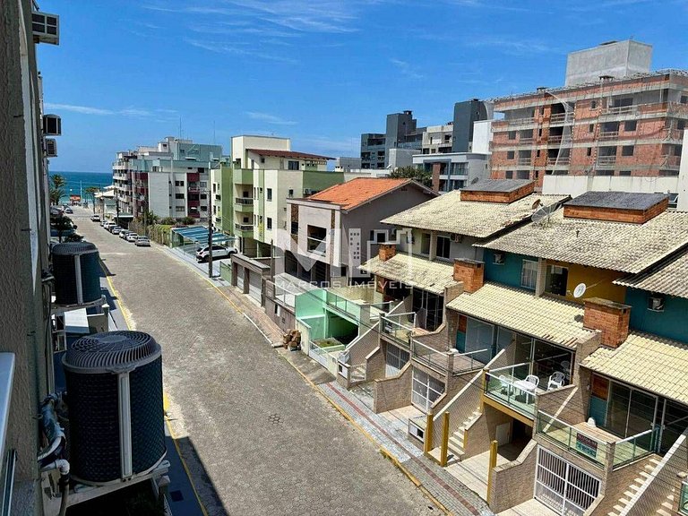L036 | Apartamento com churrasqueira perto do mar.