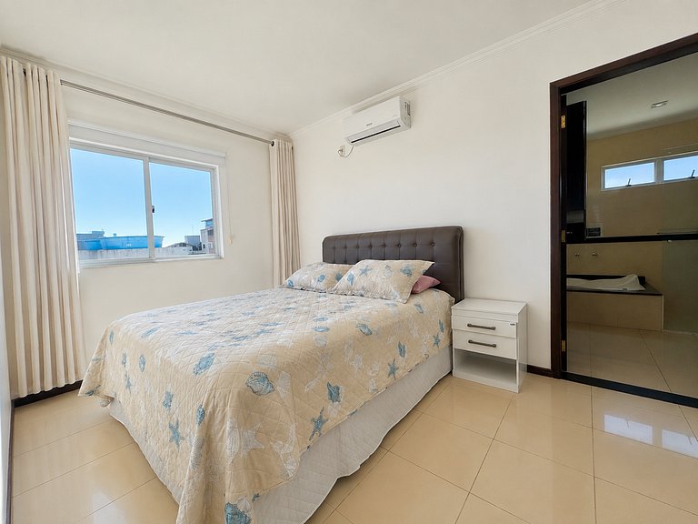 L011 Cobertura para 10 pessoas com piscina