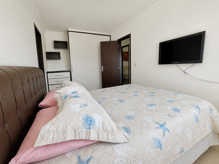 L011 Cobertura para 10 pessoas com piscina