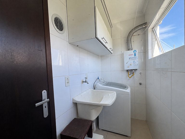 L011 Cobertura para 10 pessoas com piscina