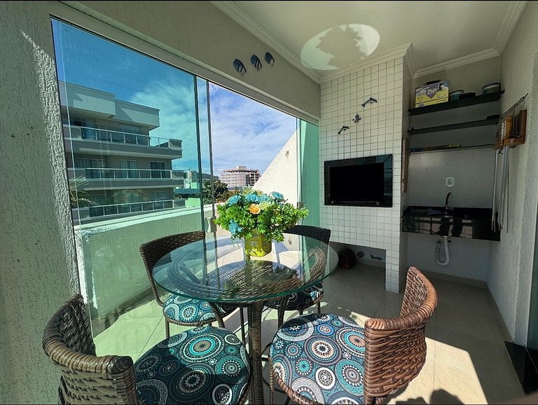 L011 Cobertura para 10 pessoas com piscina