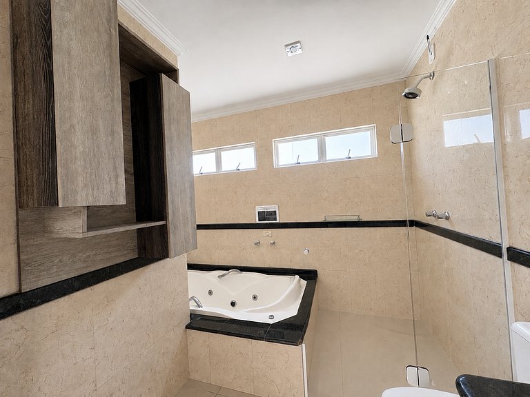 L011 Cobertura para 10 pessoas com piscina