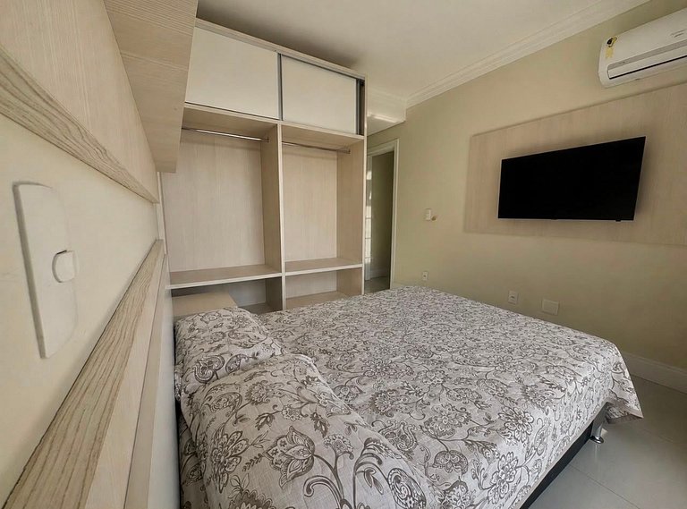 L012 Cobertura para 10 pessoas 250mts do mar