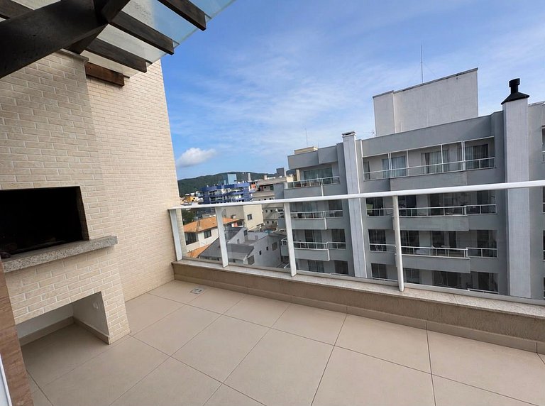 L012 Cobertura para 10 pessoas 250mts do mar
