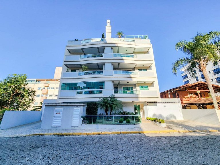 L164 Apartamento em Bombinhas a 220m do mar