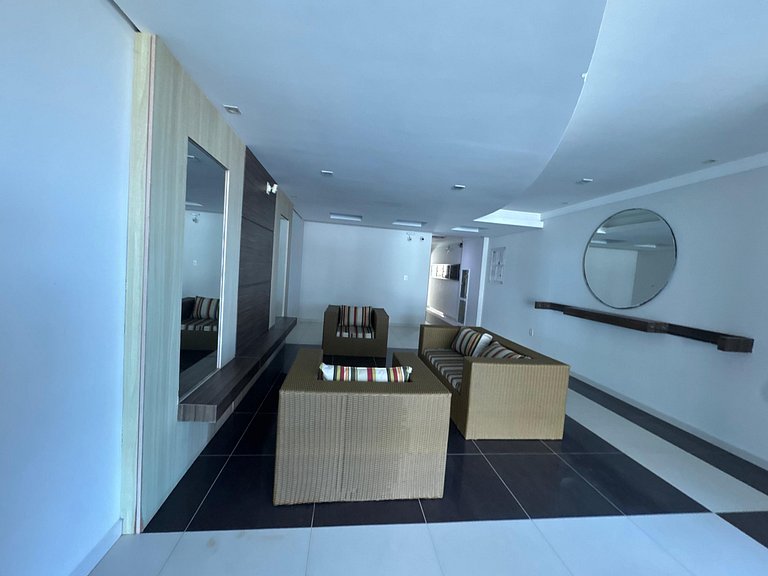 L098 | Cobertura duplex com jacuzzi e vista ao mar