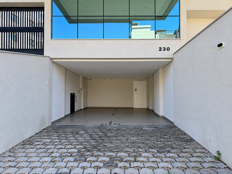 L032 | Apartamento com Vista para o Mar